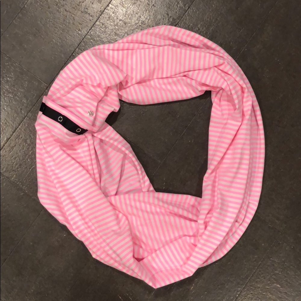 Lululemon scarf